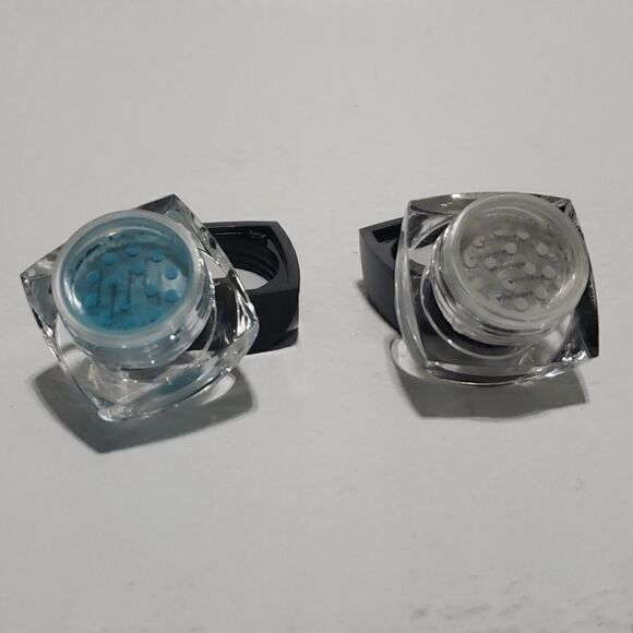 Younique mineral loose eyeshadow pigments - Picture 3 of 12